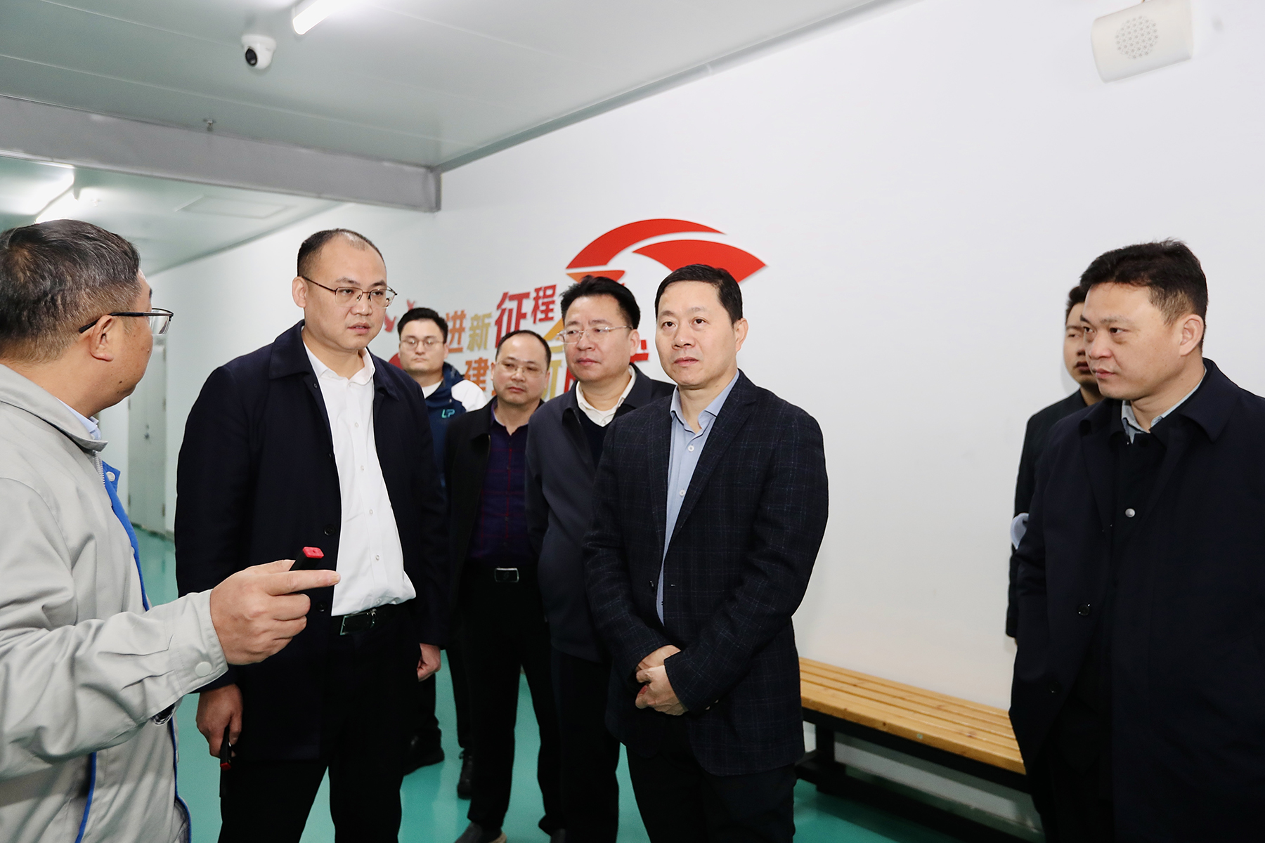 劉中杰：堅(jiān)定不移推動(dòng)高質(zhì)量發(fā)展，用心用情兜牢民生保障